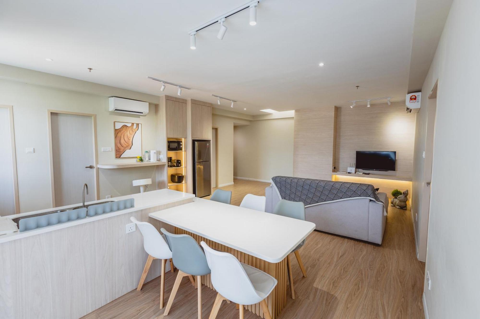 Queensland Suites At Aru Suites, Kota Kinabalu Extérieur photo